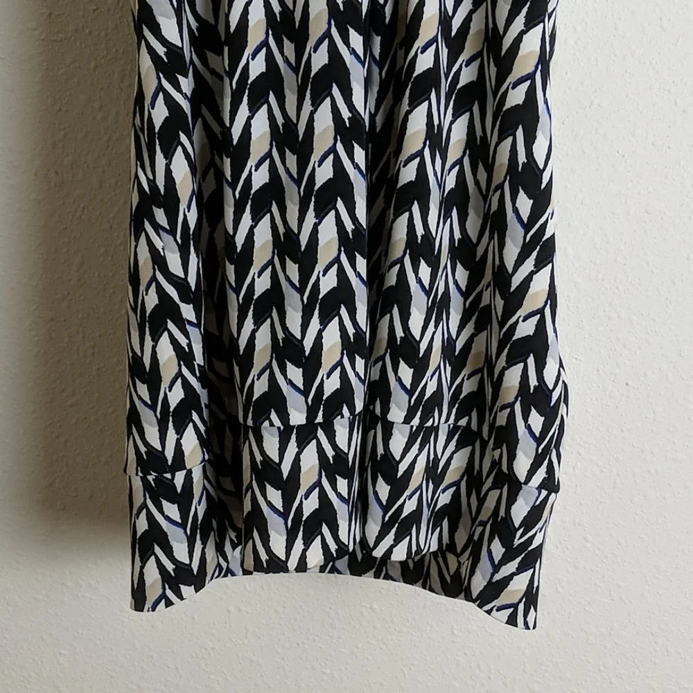 White House Black Market Halter style top NWT - Picture 3 of 8